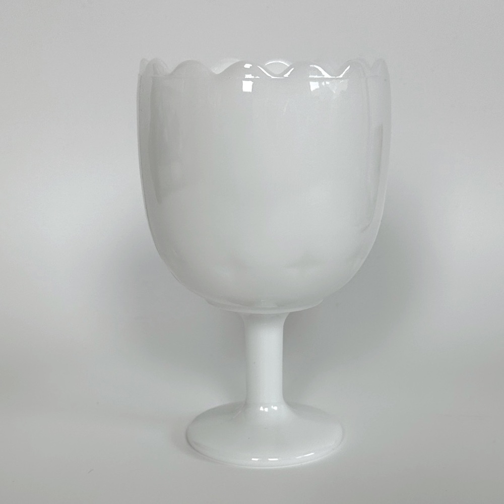 Vintage White Milk‎ Glass Bowl Compote Goblet Scallop Top